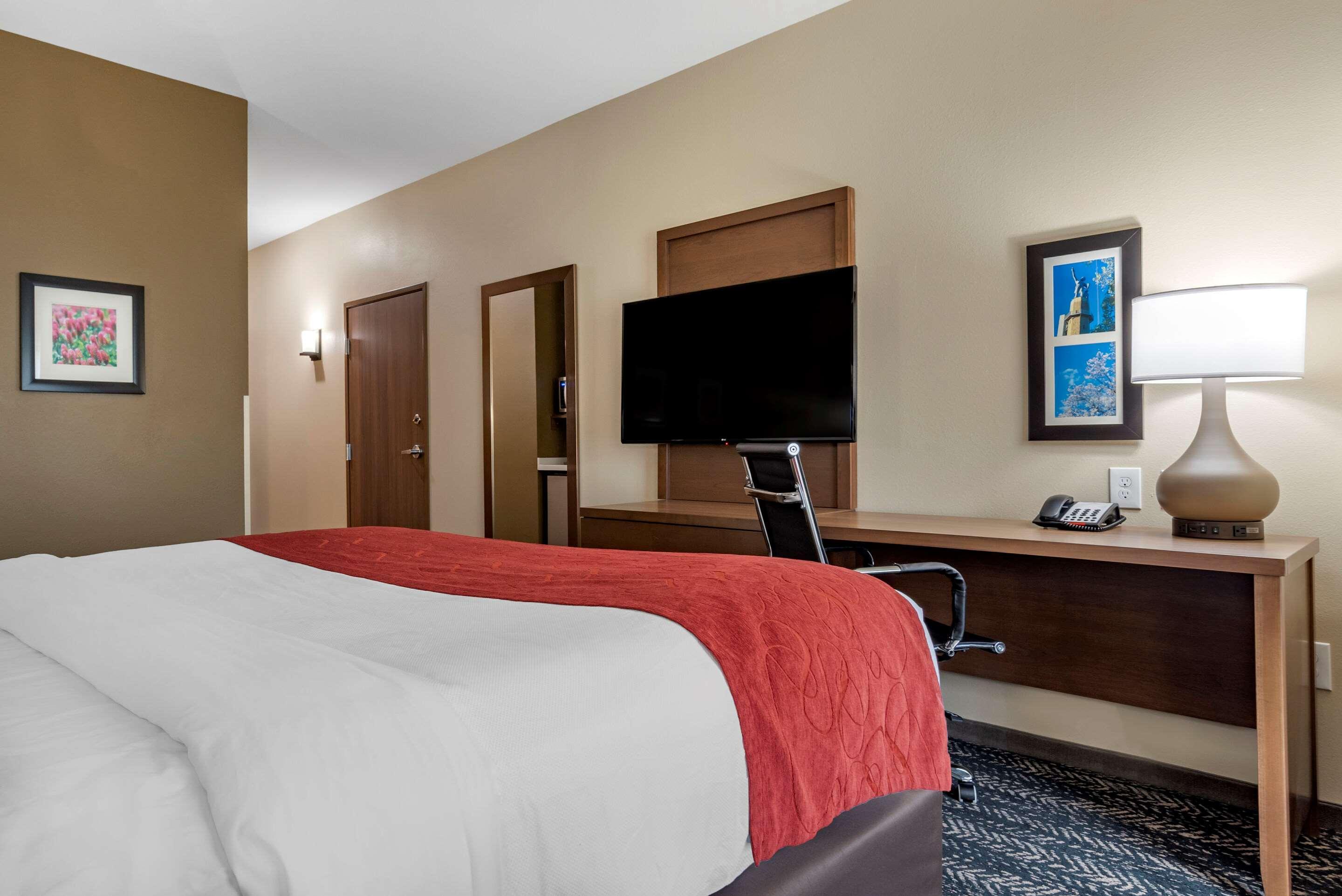 Comfort Inn & Suites Downtown Near University Tuscaloosa Exteriör bild